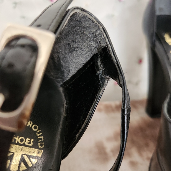 Vintage Platform Mary Jane Pumps - Picture 12 of 15